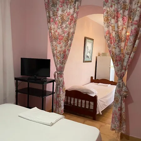 Guest house Vila Hiso *