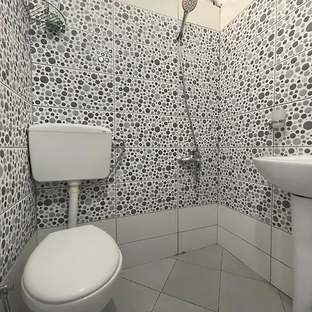 Vila Hiso Guest house Qeparo